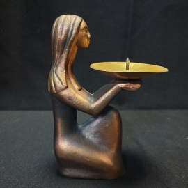 Подсвечник на одну свечу "Девушка с чашей", силумин. СССР
